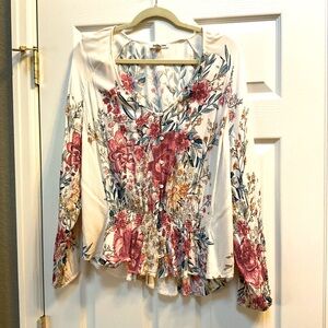 Billabong floral blouse